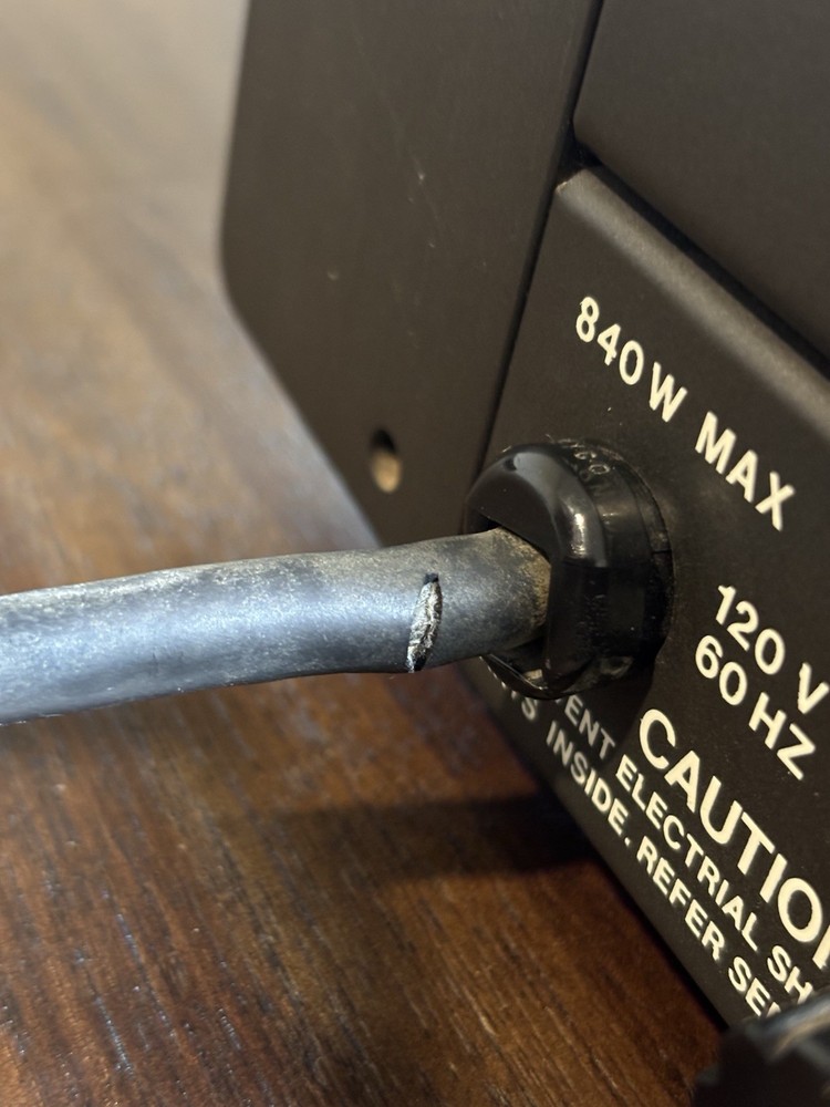 HAFLER DH-220 Power Amplifier