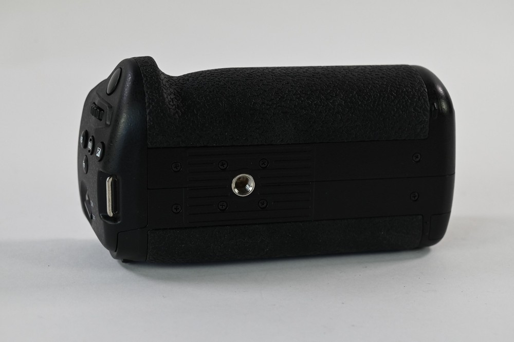 MISC Battery Grip for Panasonic DMC-GH5 #G226