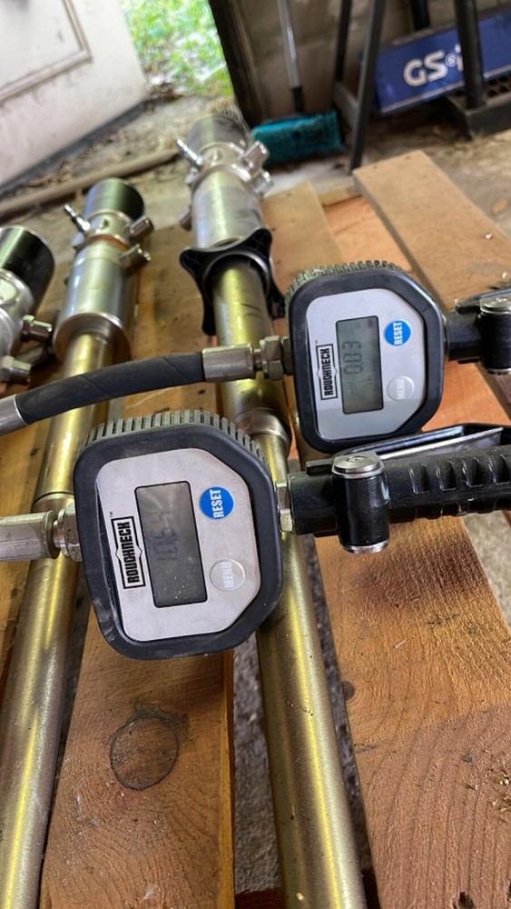 PROFESSIONAL PNEUMATIC OIL CHANGING SYSTEM