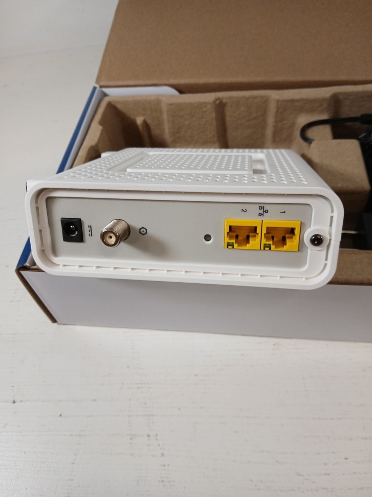 Arris Surfboard SB8200 Docsis 3.1 Cable Modem