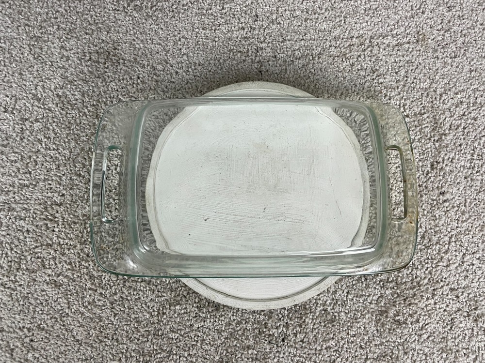 Pyrex C-232 Easy Grab Clear Glass Rectangular Baking Dish 2 Quart 1.9 Liters