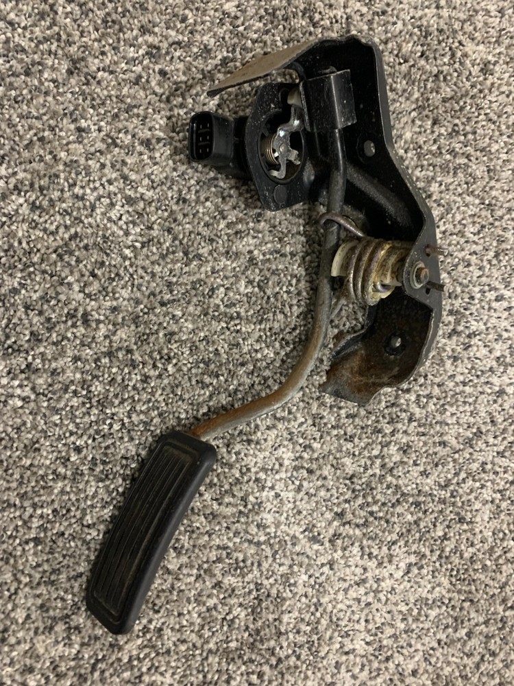USED Accelerator Pedal Sensor Standard APS215