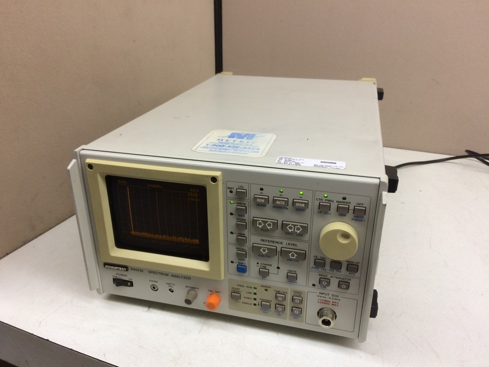 Advantest R4131D Spectrum Analyzer
