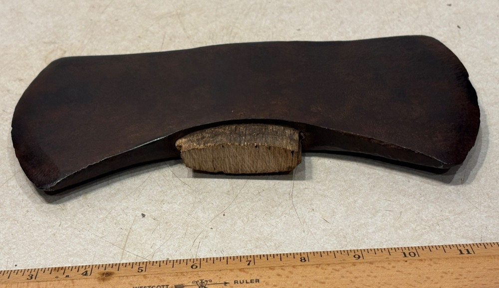 Vintage Unmarked Double bit Axe Head 4lb 6oz.