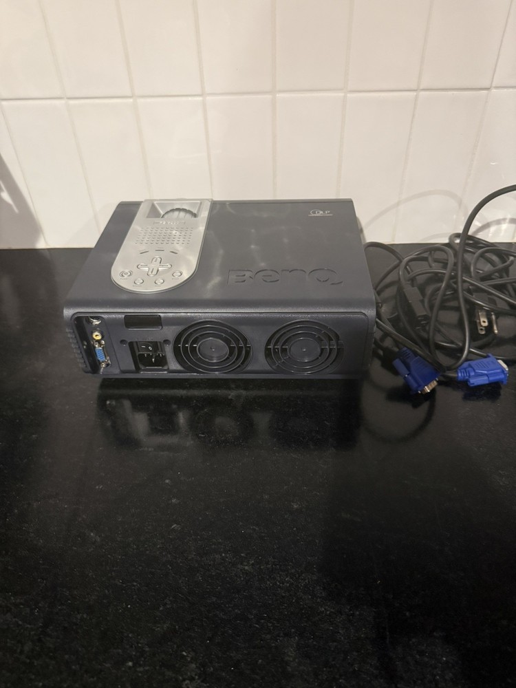 Benq PB 6200 Projector With Cables