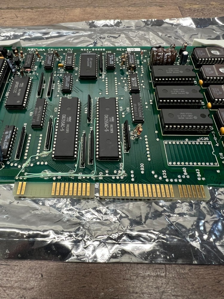 Vintage 8085 Microprocessor Board