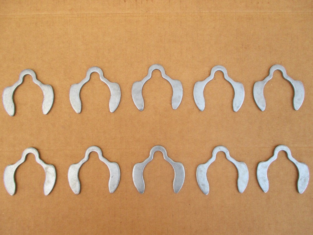 10 RING CLIPS FOR JCB VARIOUS MODELS