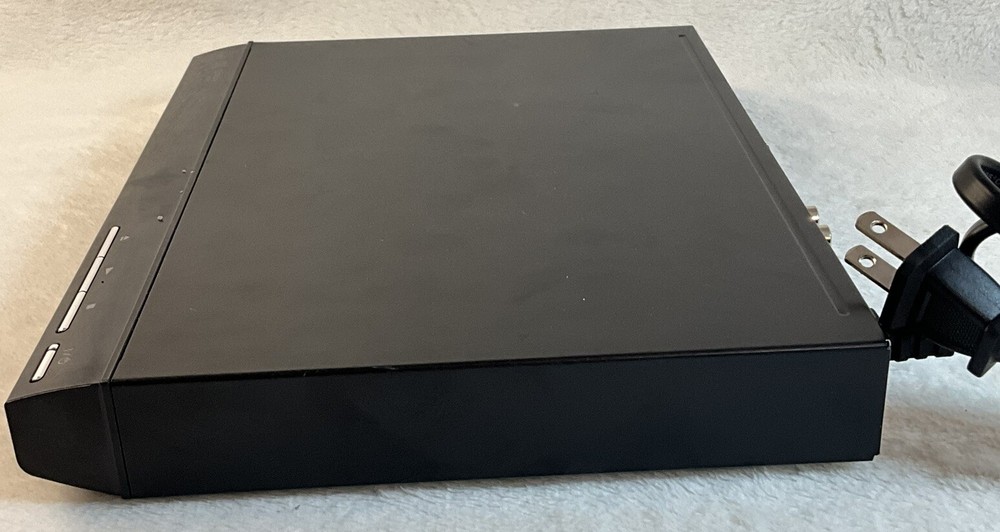 Sony CD DVD Player DVP-SR510H 1080p NO REMOTE Includes HDMI Cable TESTED