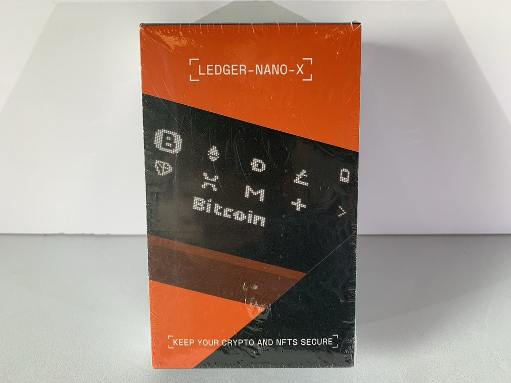 Ledger Nano X Cryptocurrency Bluetooth Hardware Wallet