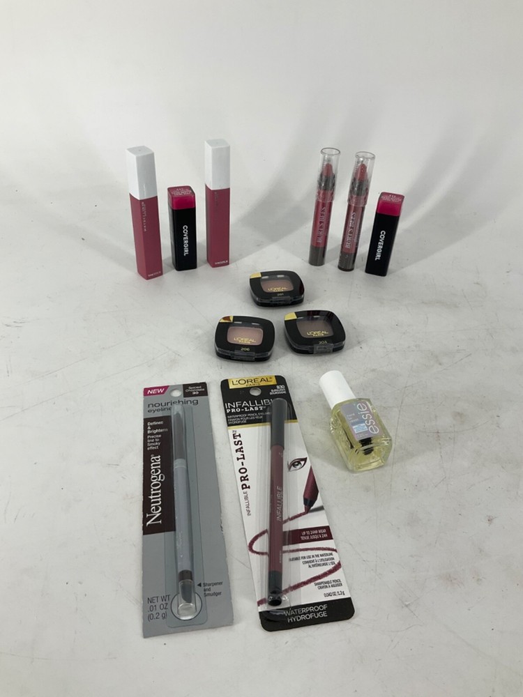 Women's 12 Pc Makeup Lot