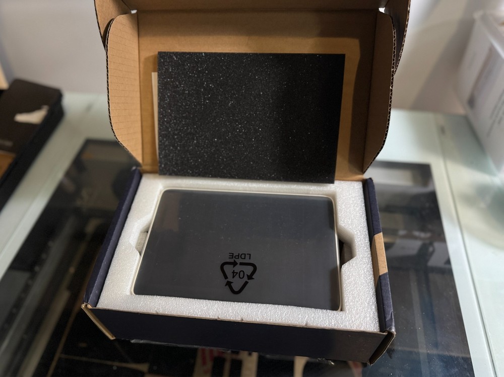 HP Poly TC8 Touch Controller Video Conferencing 8" Touchscreen NEW Sealed P020