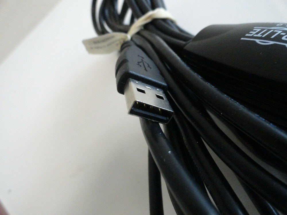 GG9: Tripp Lite USB 2.0 Extension Cable