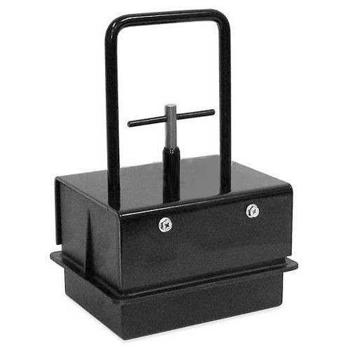 Master Magnetics ML74C HD Bulk Parts Lifter 8 to 9 Lb. Pull Nylon Base