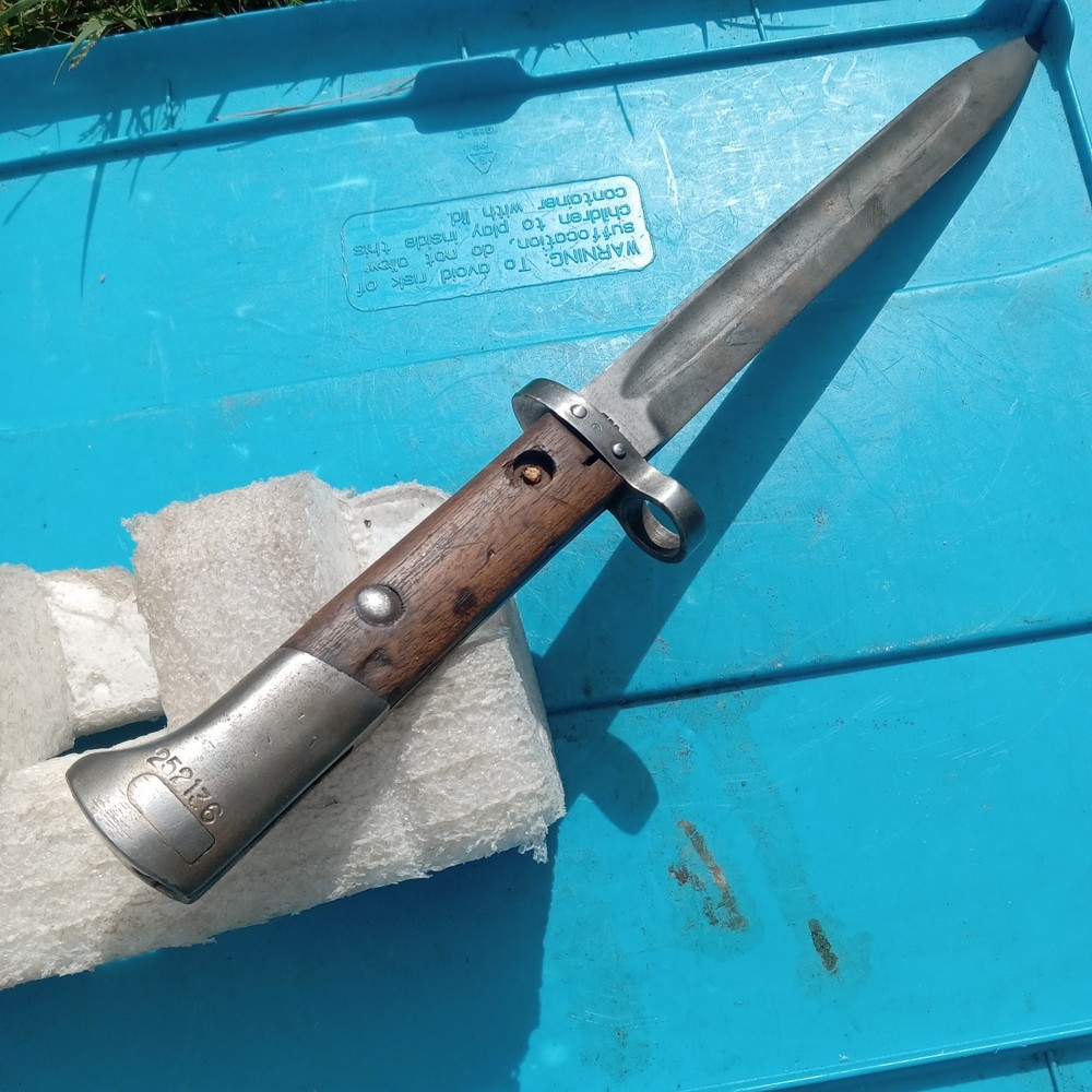 WW11 KNIFE-252136.