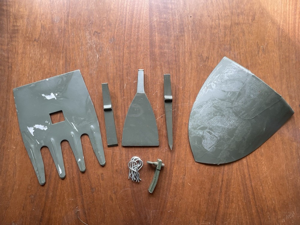 MAX AXE MULTIPURPOSE FORREST TOOL ATTACHMENT SET