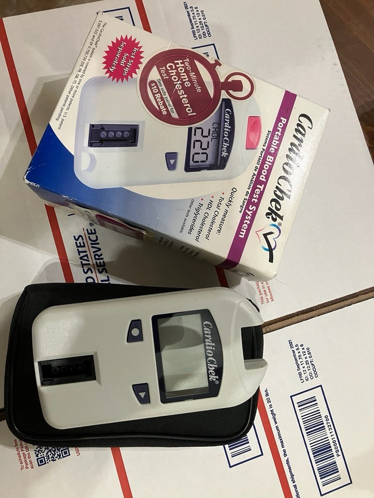 CardioChek Blood Tester