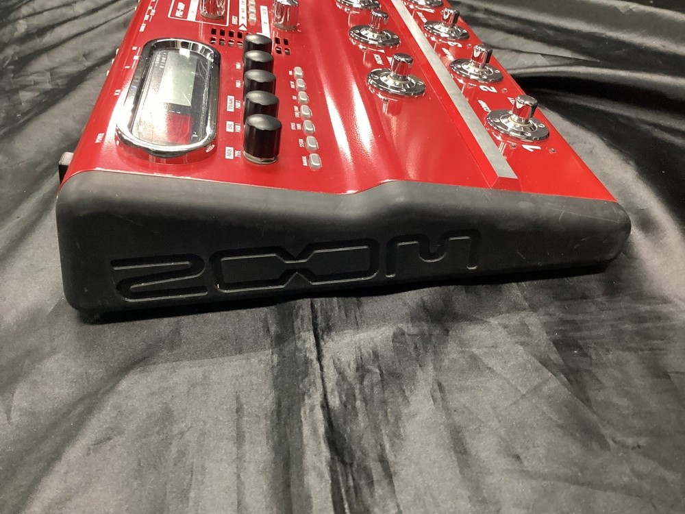 Zoom B9.1ut Multi-Effects Guitar Pedal Used