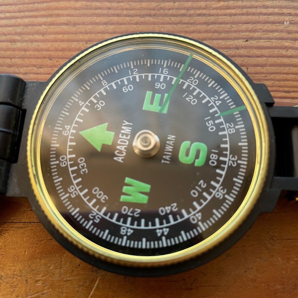Vintage ACADEMY Engineer Lensatic Compass