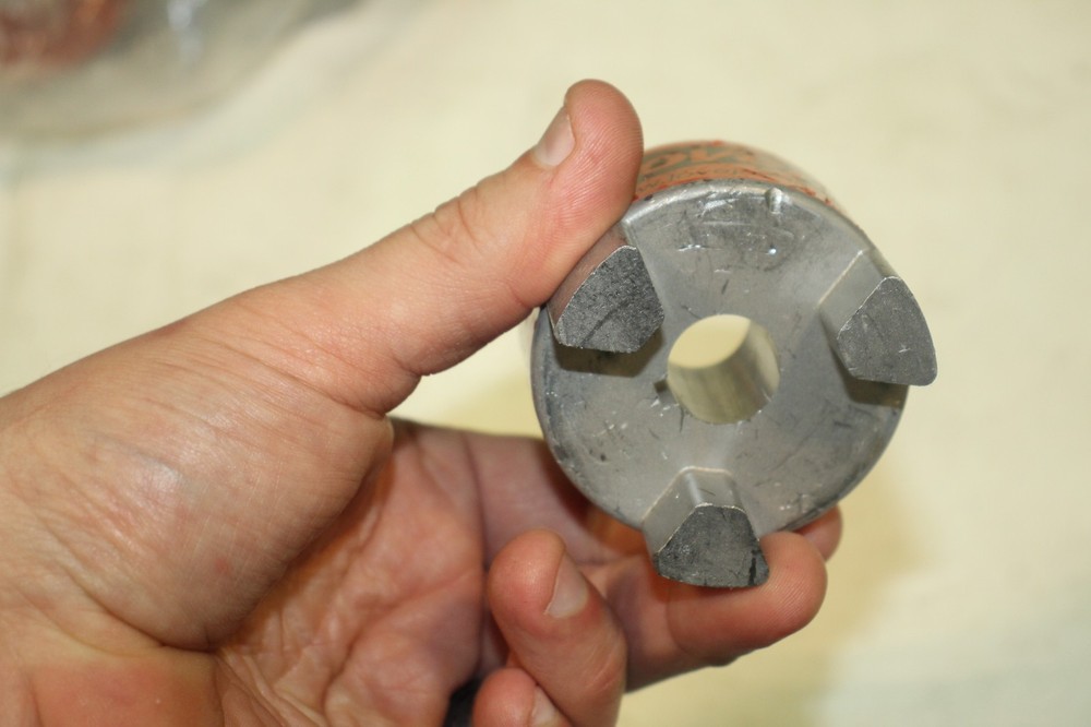 Lovejoy L100 Hub 3/4"