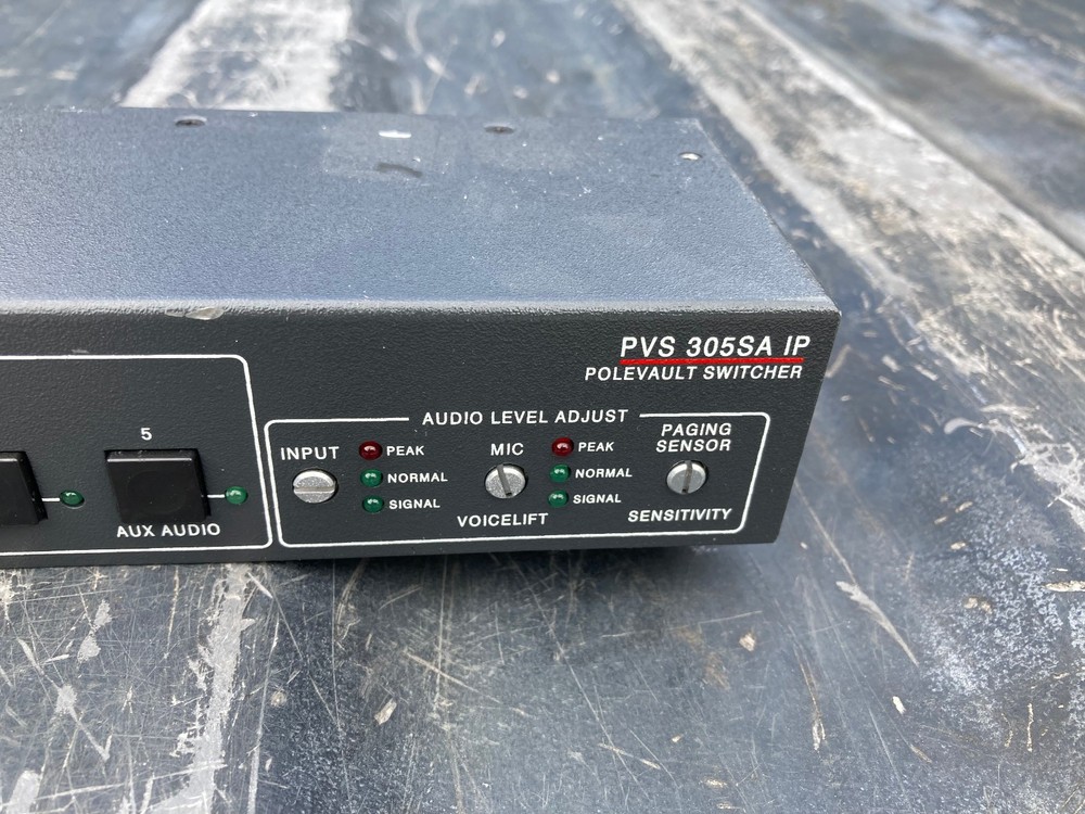 Extron PVS 305SA Polevault Switcher