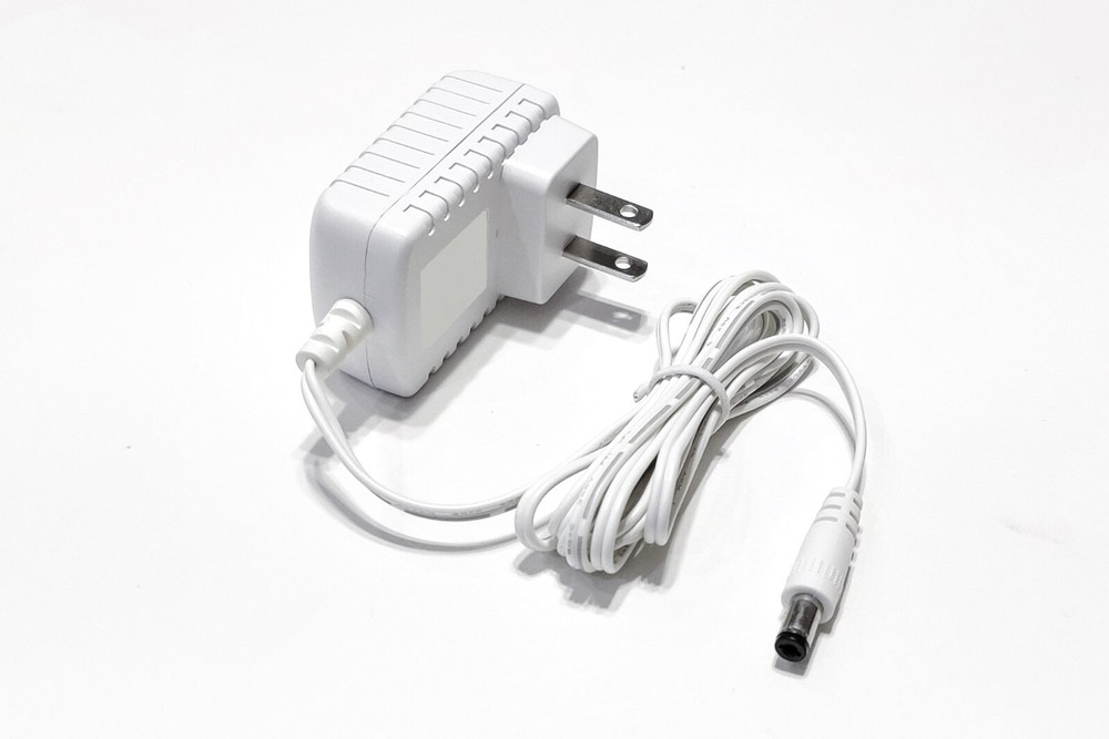 3 x AA Battery Replacement Eliminator Kit (White) for Electronic Devices