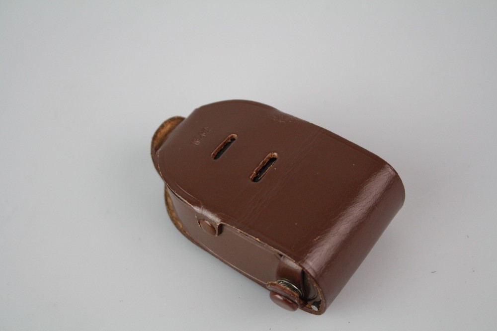 ELITE TYPE IX LIGHT METER WITH CASE