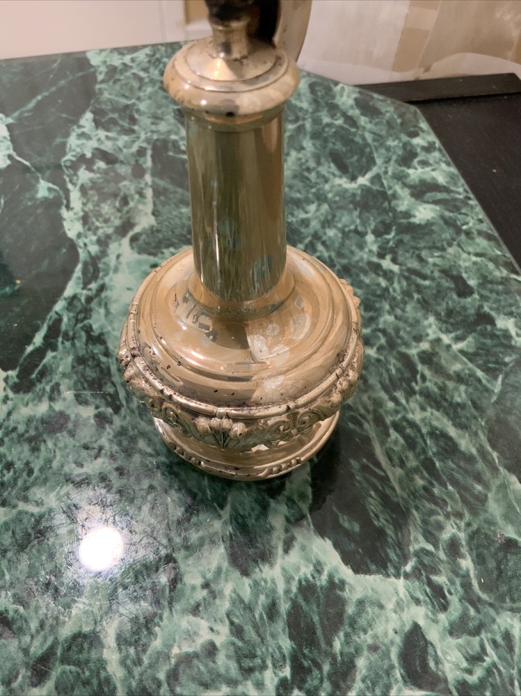 Vintage Ronson Silverplated “Decanter” Table Lighter