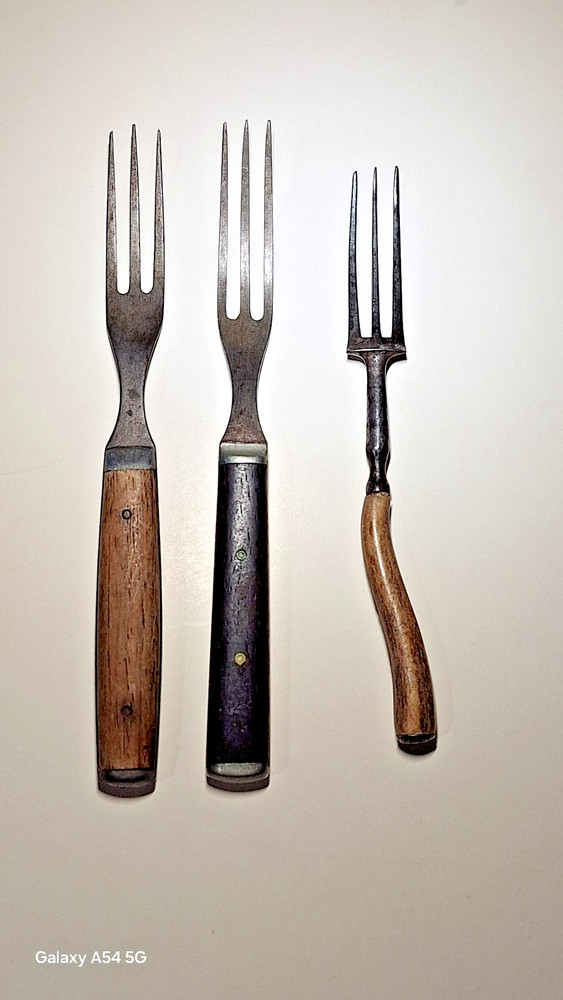 Antique 3 Prong Dinner Forks