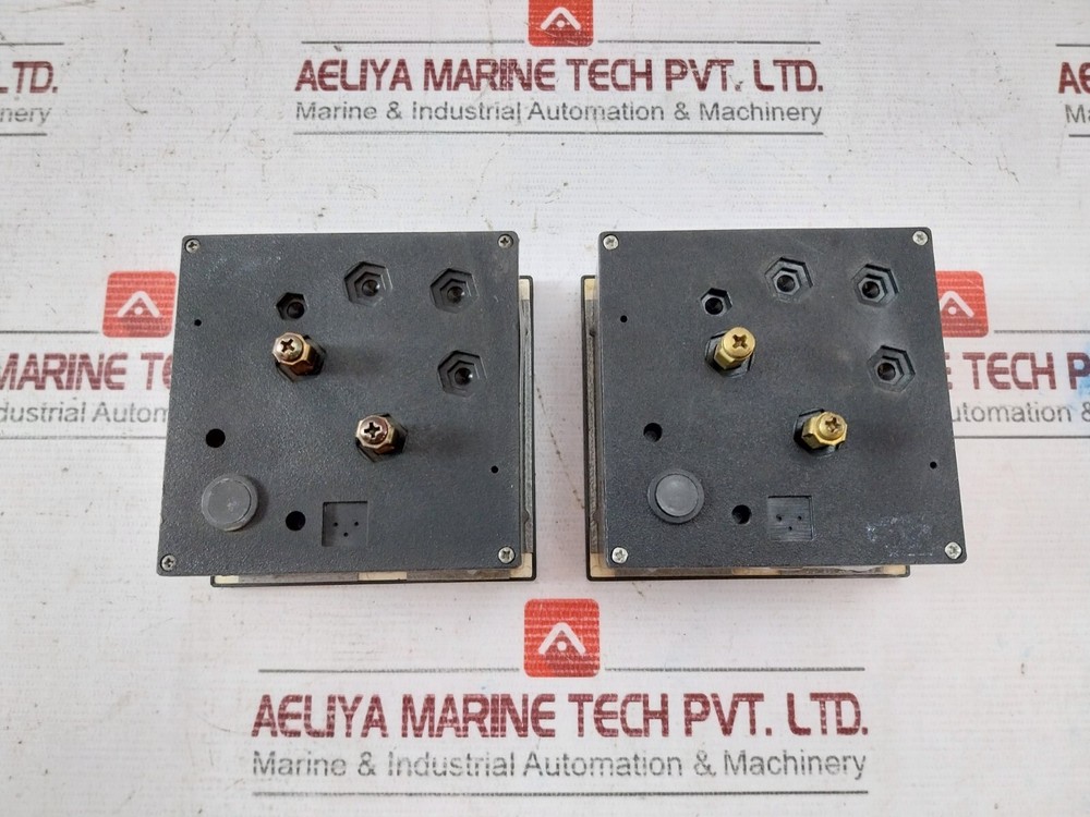 SACI 0-600V Analog Voltmeter