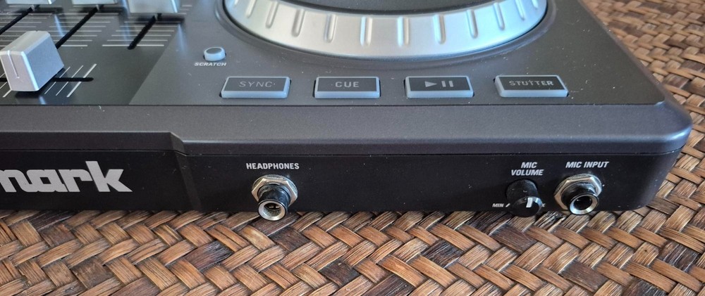 Working! Numark iDJ3 DJ Controller! iPod Dock! Tested See Video! w/ALL Cords!!