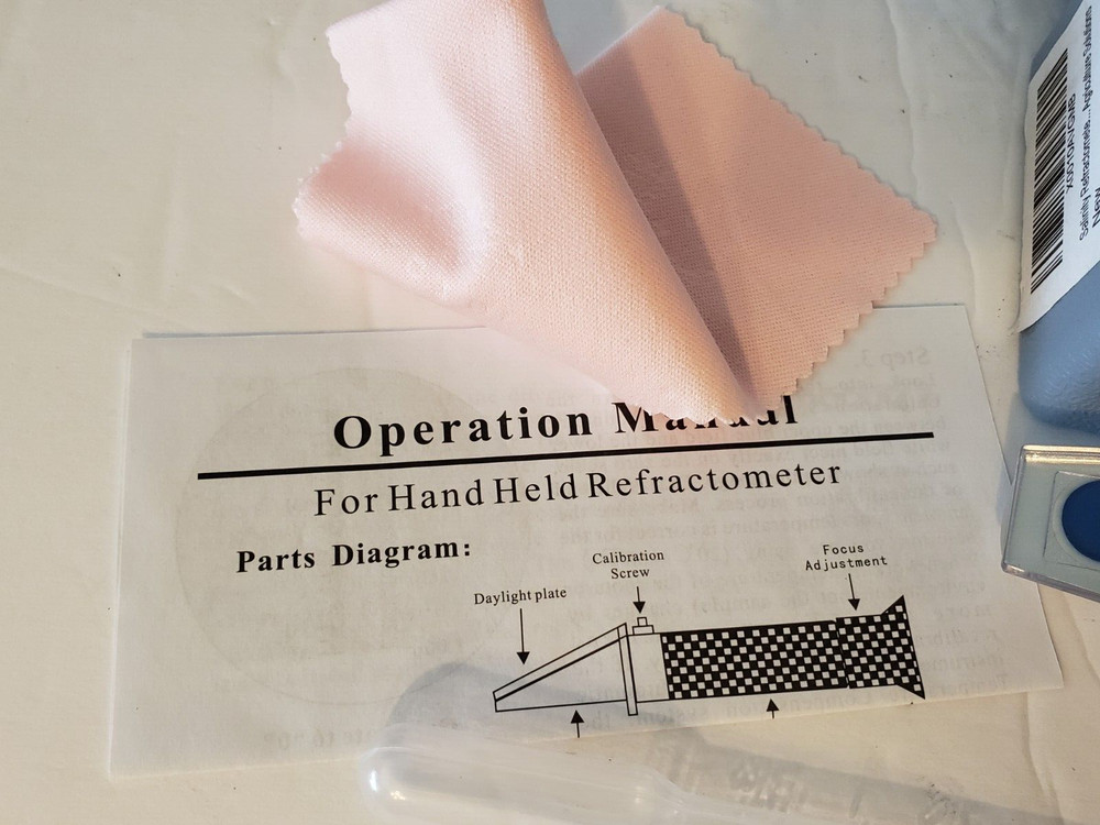 ATC Portable Refractometer With Case (READ DESCRIPTION)