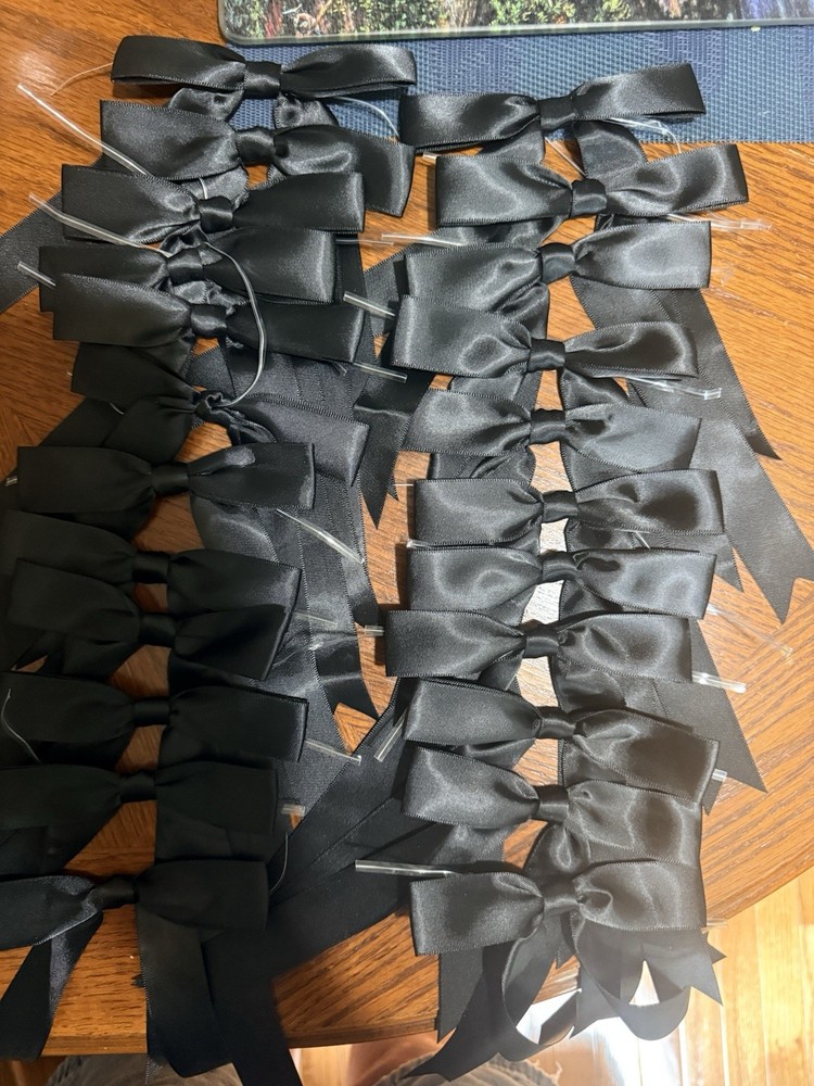 23 Black Bows With Ties