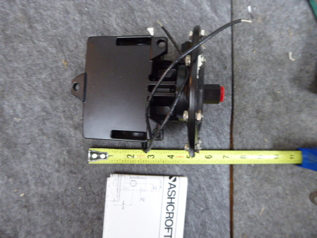 ASCHROFT Pressure Switch D424B-XFM Range 150" H20D