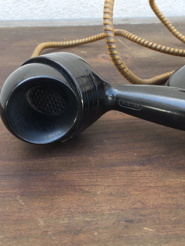 Monophone no dial Automatic Electric Company with working Ringer Box set.