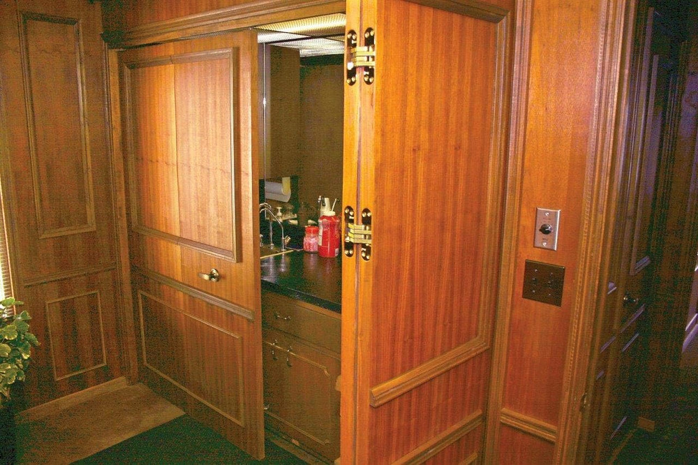 Invisible Hinge