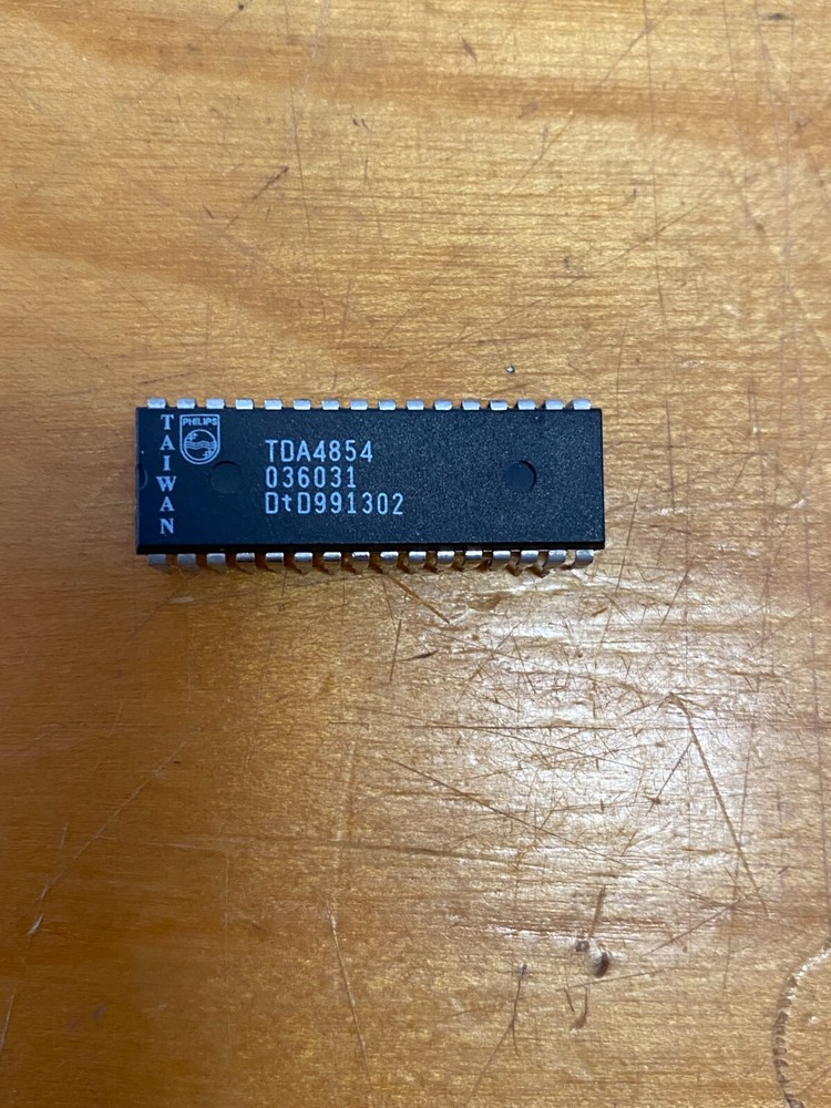 philips TDA4854 DIP32 IC