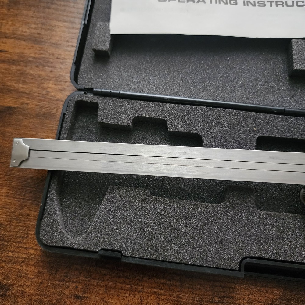 Electronic Digital Caliper 0-150 mm w/Large LED Screen With Case Stone Measuring