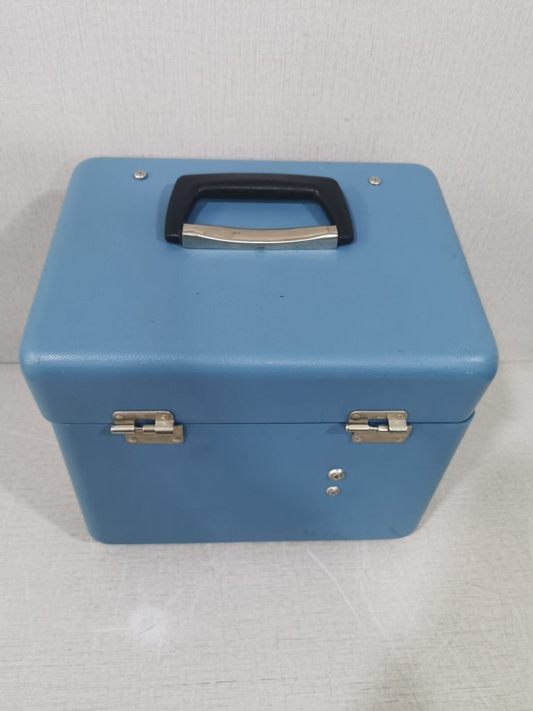 OMEGA Model: CL122 Calibration Cool/Heat Source