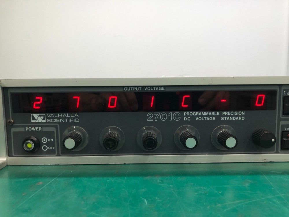 Valhalla 2701C Precision Programmable DC Voltage Standard/Calibrator