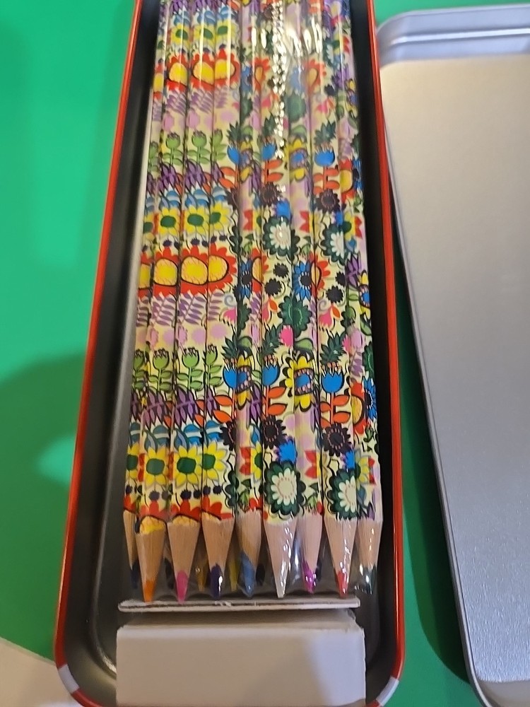 Colored Pencils/ Box 24 Count (B)