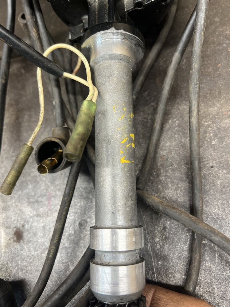 Thunderbolt IV distributor with ignition module