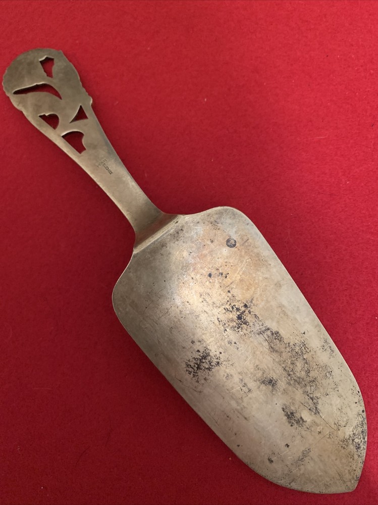 Danish Silver Plate Denmark Axel Prip Floral Handle Pie Server