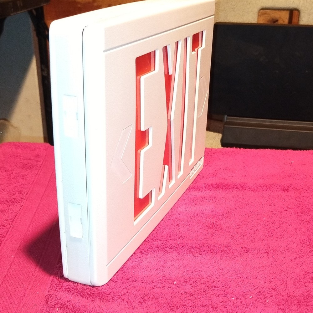 LED Plastic Exit Sign CH6-TEST with Wall Mounting Brackets