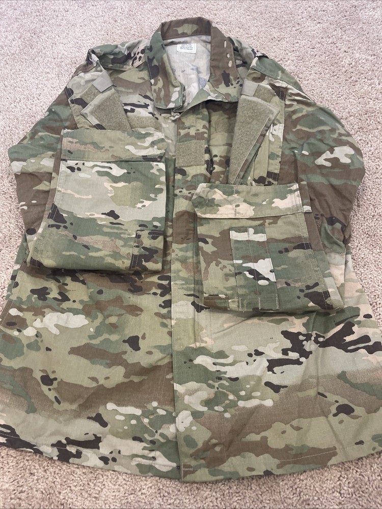 US Army Coat Combat Size: Medium-Long