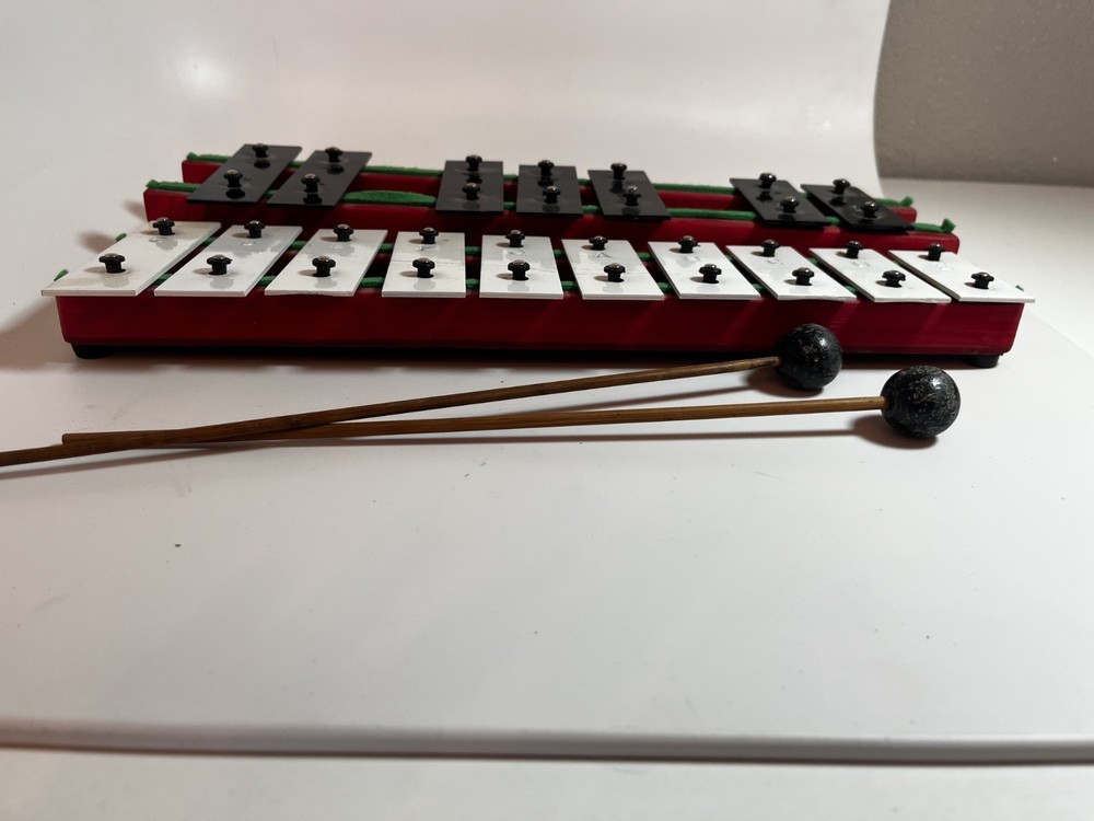 One Double 17 Note Used Xylophone