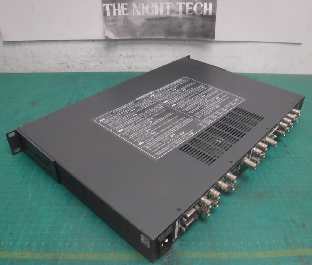 Extron USP 405 Universal Signal Processor w/ Mounts