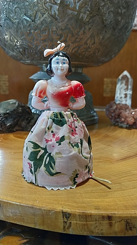 Vintage 1930s plastic dancing doll pull cord toy