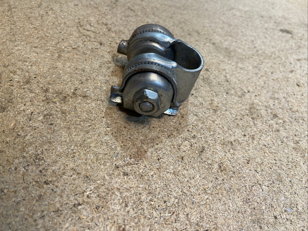 Old Style Saddle Clamp