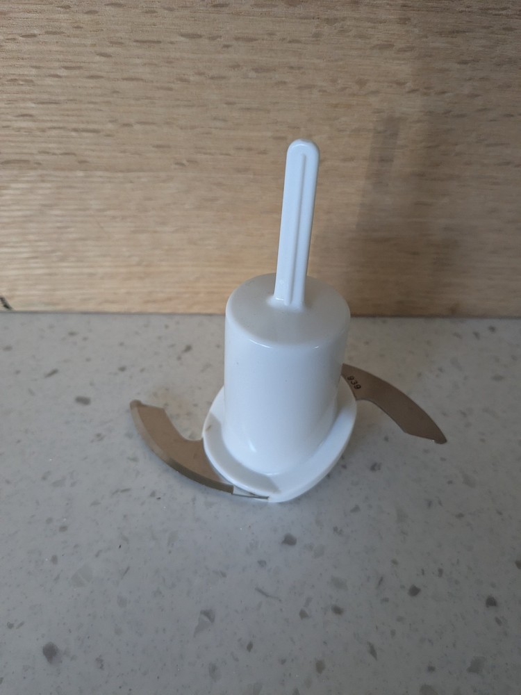 Cuisinart Mini-Prep Plus Food Processor DLC-2A S Blade  Replacement Part