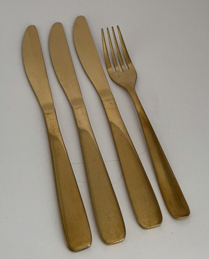 Cambridge Silversmiths Cranston Gold Mirror Flatware Lot Replacement Knives
